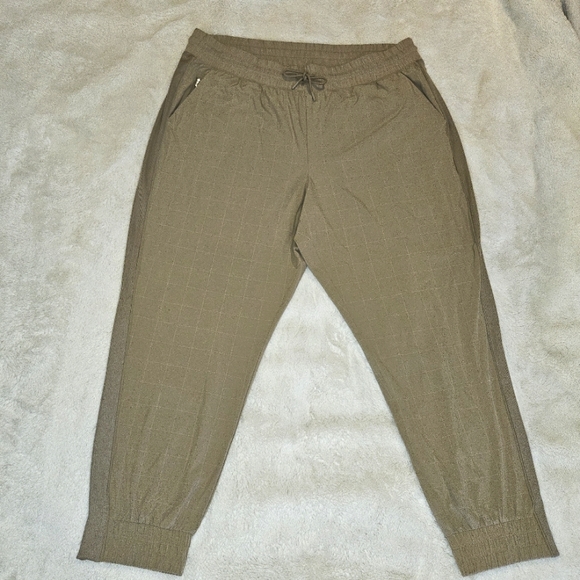 Athleta Brooklyn Textured Jogger Pants Silt Taupe Khaki Tan Women's Size 20 - Picture 7 of 15